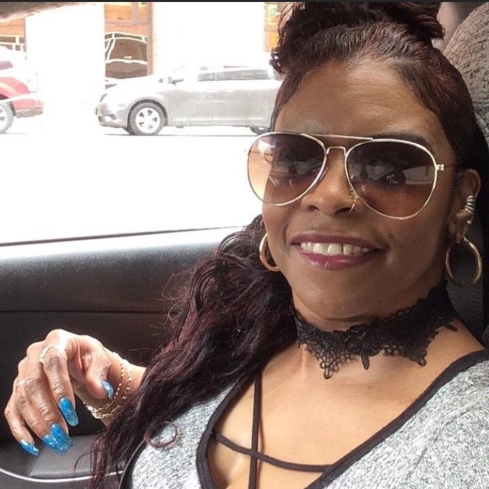 Meet your Posher, Vanessa